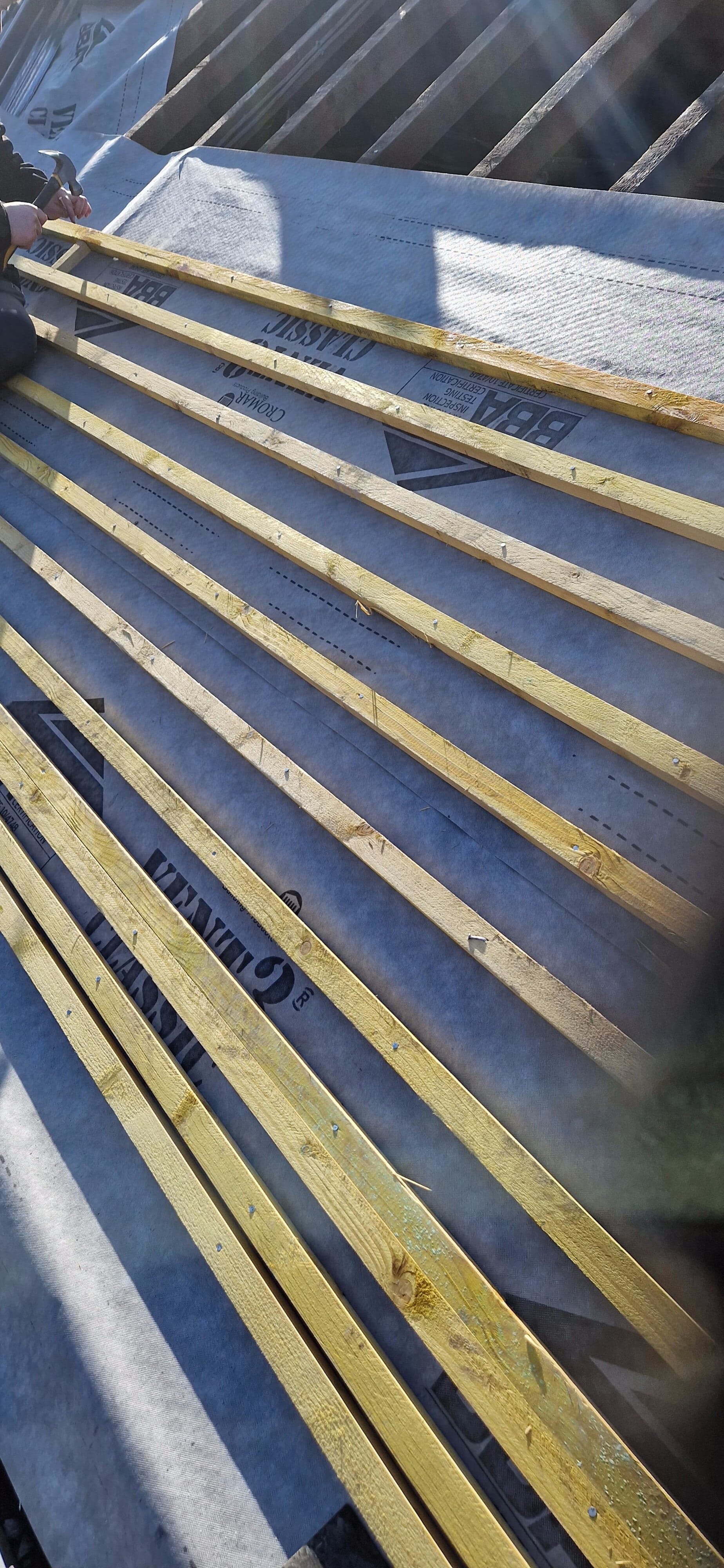 Flat Roof vs Pitched Roof: Which Is Right for You?